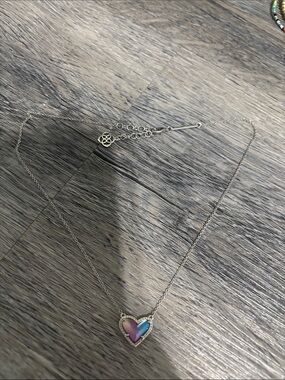 Kendra Scott heart necklace